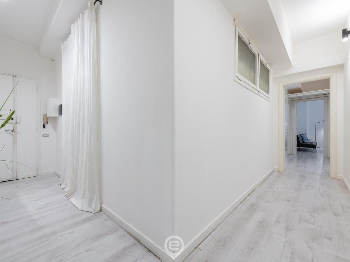 Garibaldi Central Apartment Кальяри Экстерьер фото