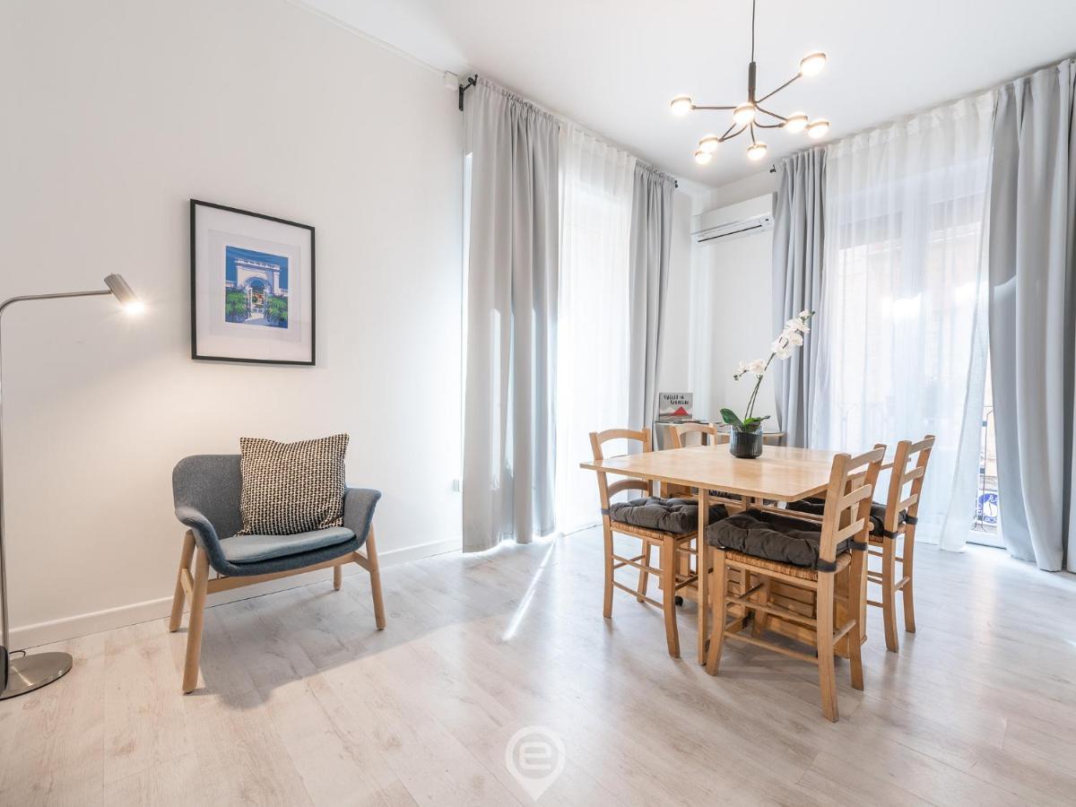 Garibaldi Central Apartment Кальяри Экстерьер фото